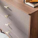 نيو رترو تسريحة مع مرآه وودي