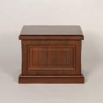 طاولة كلاسيك صغيرة وودي