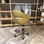 جولف كرسي غرفة أطفال جلد بيج وودي