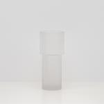 فازة بيضاء وودي