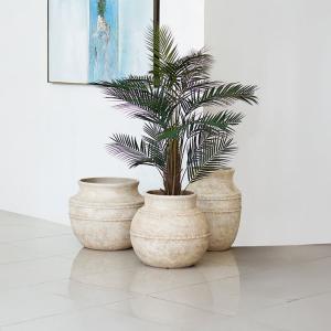 مركن أشجار فخار بيج صغير وودي