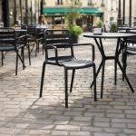 هارفي كرسي للمقاهي والحدائق بمسند يد