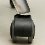 كرسي مكتبي جلد أسود وودي